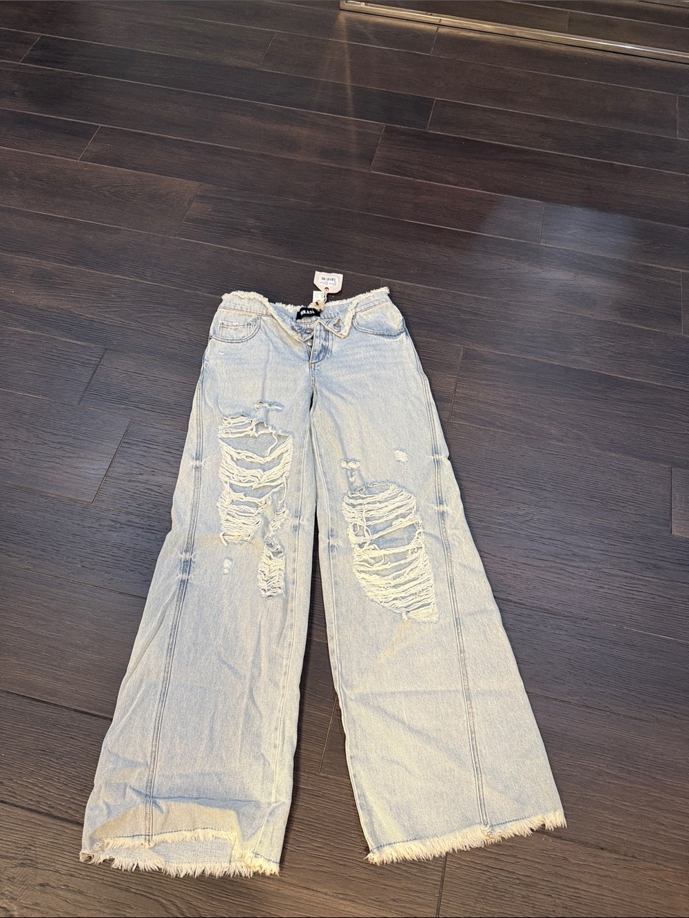 SER.O.YA Light Blue Distressed Wide-Leg Jeans with Frayed Hem